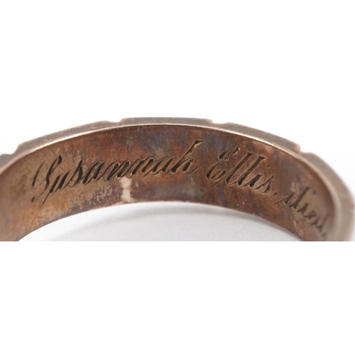 2321 - Victorian unmarked gold mourning ring with hairwork band, tests as 9ct gold, the inside of the band ... 