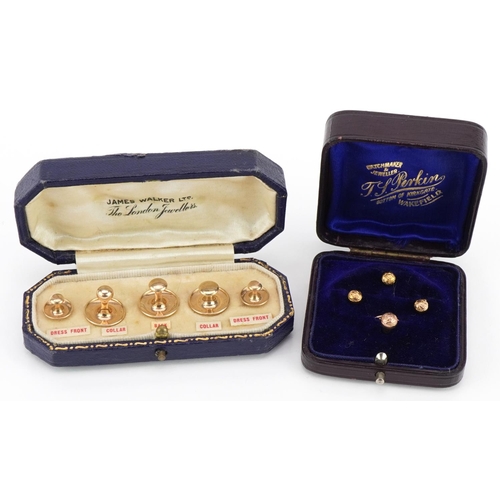 2099 - Two sets of 9ct gold dress studs, each housed in fitted leather boxes, the largest 1.2cm high, total... 