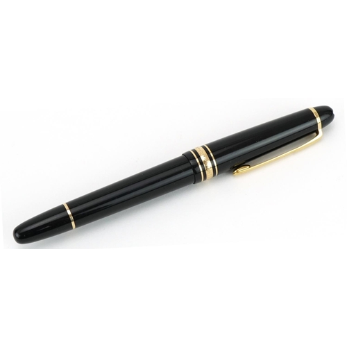 130 - Montblanc Meisterstuck Pix fountain pen with 14k gold nib, serial number XZ2063623