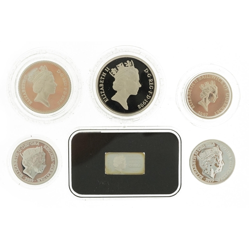 1735 - Silver and silver proof United Kingdom coinage including 1992 silver proof twopence two coin set, tw... 