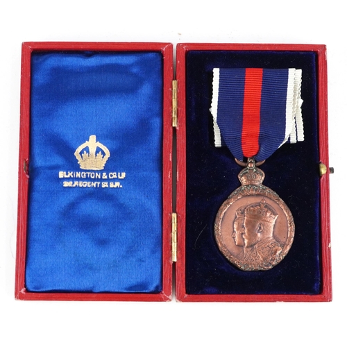 1764 - Edward VII 1902 coronation medal housed in a silk and velvet lined fitted Elkington & Co case