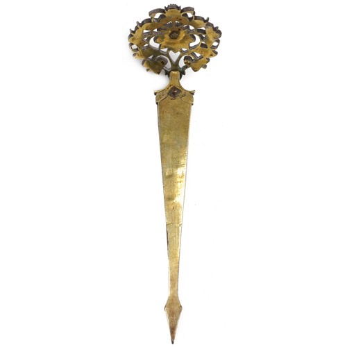 386 - 19th century Indian paste set Kondakoora hairpin, 11.5cm in length