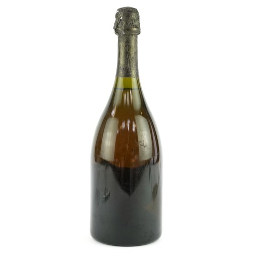 33 - Bottle of Moet & Chandon vintage 1970 Dom Perignon Champagne