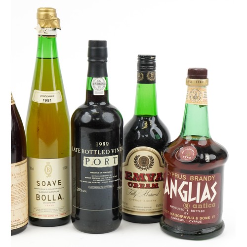 345 - Seven bottles of alcohol including Napoleon brandy, 1967 Chateauneuf Du Pape and 1983 Cabernet Sauvi... 