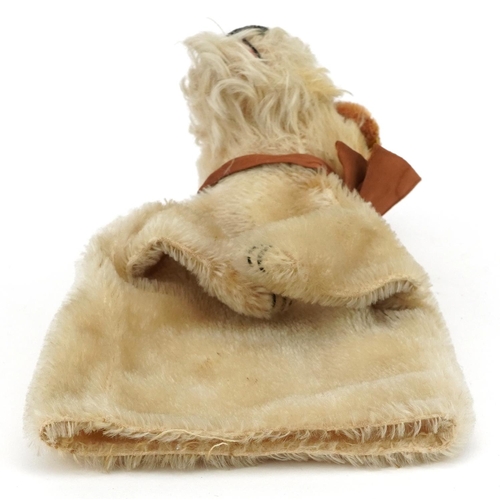 22 - Vintage Steiff glove puppet in the form of a dog, 24cm high