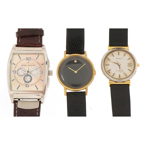 113 - Three vintage and later gentlemen's wristwatches comprising Tissot Seastar with box, Raymond Weil an... 