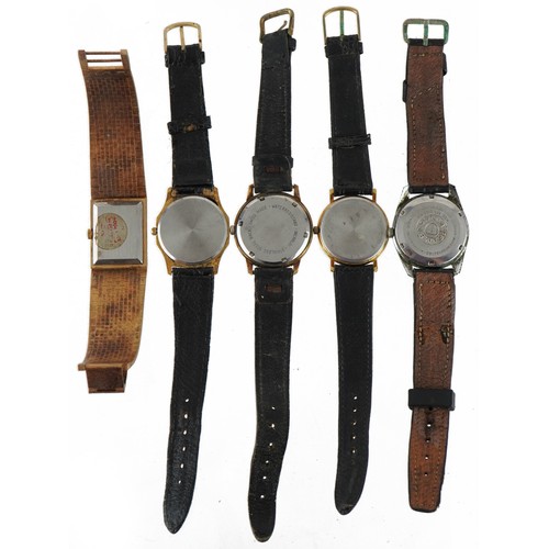 3959 - Five vintage and later gentlemen's wristwatches comprising Avia Olympic with date aperture, Roamer, ... 