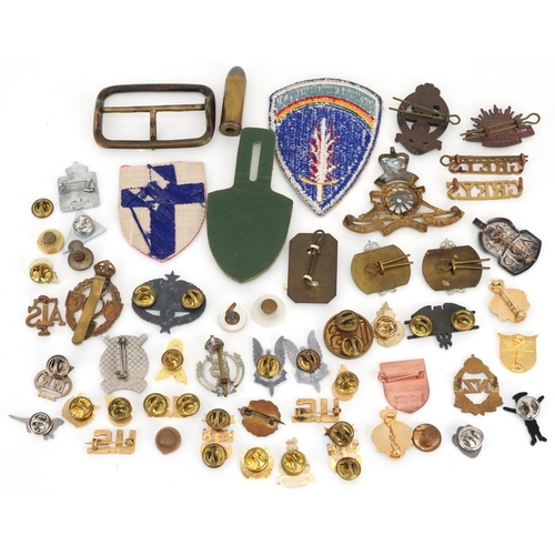 2425 - British and American militaria including cloth badges, Normandy 1944 pin badge, silver ARP pin badge... 