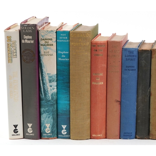 2719 - Collection of Daphne du Maurier hardback books, some first editions and some with dust jackets inclu... 