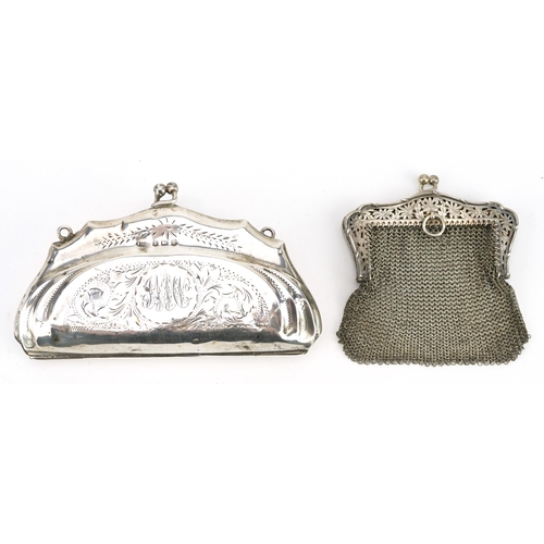 404 - George V silver concertina purse and a French silver chain link coin purse, the largest 12.5cm wide,... 