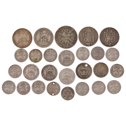 2554 - Victorian and later predominantly British coinage including shillings