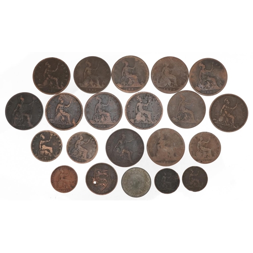 2562 - Victorian and later British coinage including pennies