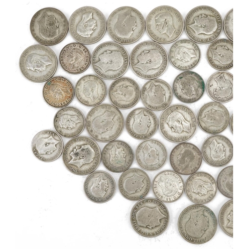 2553 - British pre decimal, pre 1947 coinage comprising shillings and two shillings, 460g