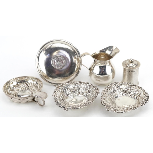 227 - Edwardian and later silver objects comprising a pair of pierced and embossed bonbon dishes, Edward V... 