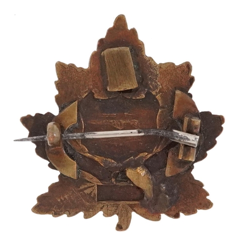 2467 - Canadian military interest World War I army badge