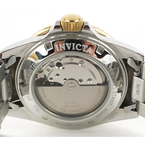 3902 - Invicta, gentlemen's stainless steel and gold plated Invicta automatic diver's wristwatch with date ... 