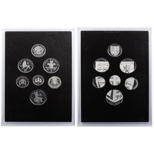 2592 - Elizabeth II 2008 Royal Shield of Arms silver proof coin collection by The Royal Mint, with fitted c... 