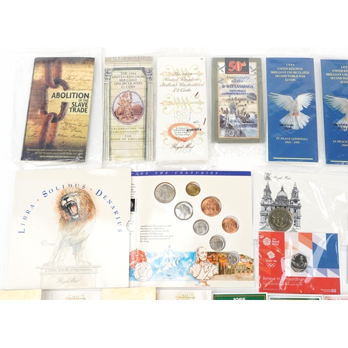 2600 - British uncirculated coin collection including 90th Birthday of Her Majesty the Queen five pound coi... 