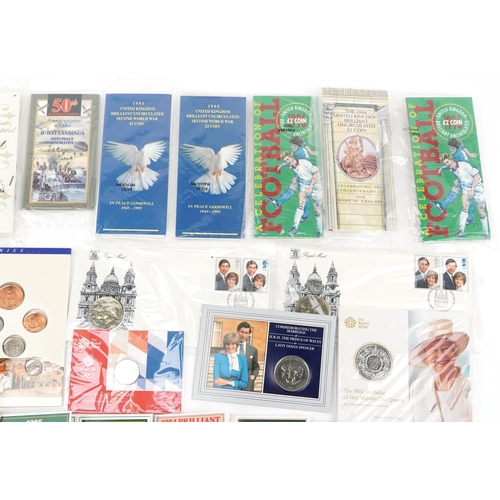 2600 - British uncirculated coin collection including 90th Birthday of Her Majesty the Queen five pound coi... 