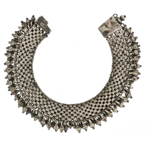 251 - Indian 800 grade silver anklet, probably from Ratangarh 21cm in length, 113g