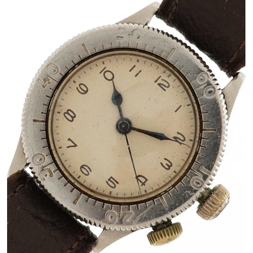 British military World War II Weems pilot's wristwatch previously belonging to Ronald George Read of the RAF, engraved Air Ministry stamps and engraved Goldsmiths & Silversmiths Company Ltd, MK VIIA 6B 159 749/40 to the case, 32mm in diameter