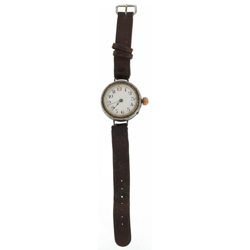 3840 - Military interest gun metal pilot's wristwatch with enamelled dial, 38mm in diameter