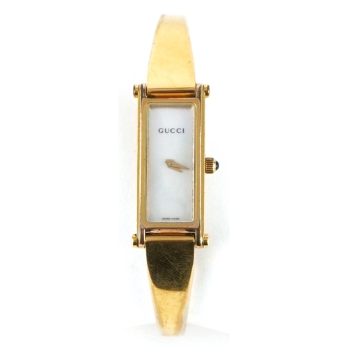 3916 - Gucci, ladies Gucci 1500L wristwatch with mother of pearl dial with box and paperwork, the case 12.2... 