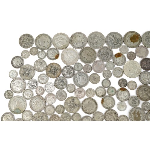 2557 - Victorian and later British coinage, some silver, including thrupenny bits, florins and half crowns,... 