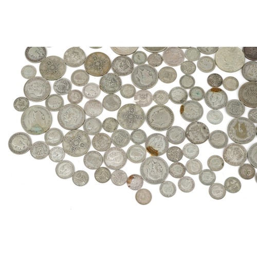 2557 - Victorian and later British coinage, some silver, including thrupenny bits, florins and half crowns,... 