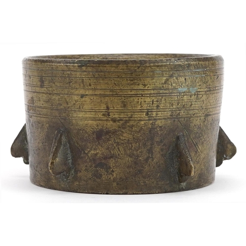 86 - Antique bronze mortar, 14cm in diameter