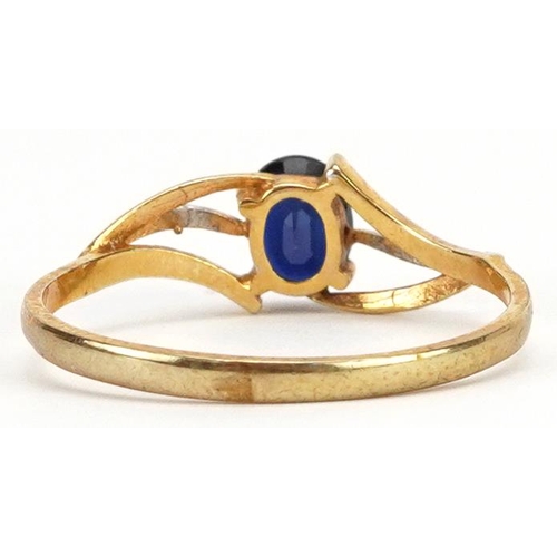 3239 - 9ct two tone gold sapphire ring, size M, 1.0g