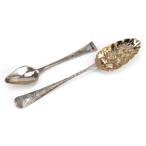 472 - George III silver berry spoon and a Danish silver spoon, the largest 20.5cm in length, total 77.8g