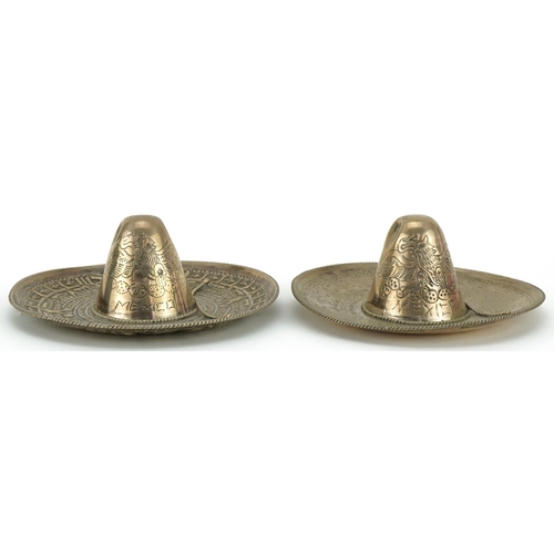 475 - Two Mexican silver sombrero hat dishes, the largest 15.5cm in diameter, total 197.0g