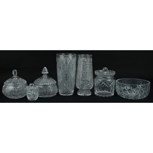 520 - Glassware and crystal including Waterford Crystal jar and cover and vases, the largest 25.5cm high