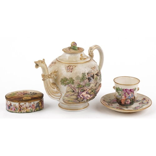 69 - Italian porcelain including teapot impressed Ginori to the base and oval casket, the largest 26cm in... 