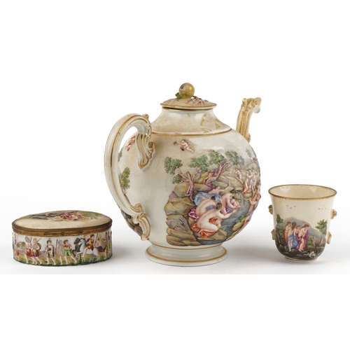 69 - Italian porcelain including teapot impressed Ginori to the base and oval casket, the largest 26cm in... 