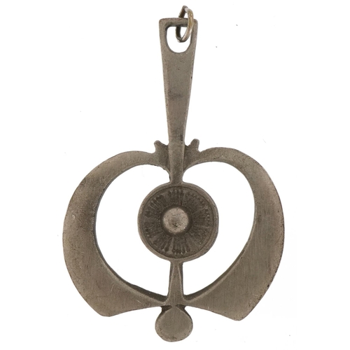 3235 - R Tenn, 1960s Swedish pewter pendant, 6cm high, 12.0g