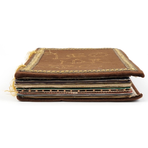 799 - Leonardo da Vinci scrapbook with drawings and annotations, 44.5cm x 33cm