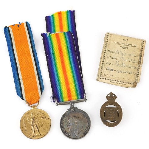 1228 - British military World War I pair with On War Service lapel and mirror with identification card, the... 