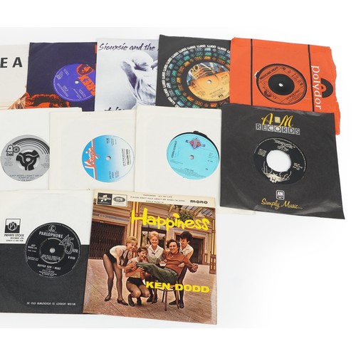 925 - 45rpm records including T-Rex, Cilla Black, The Fifth Dimension and The Carpenters