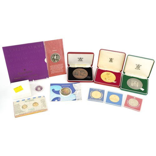 685 - Selection of boxed commemorative medals and coins