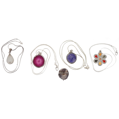 3828 - Four silver and white metal semi precious stone pendants on chains and a silver hat brooch, total we... 