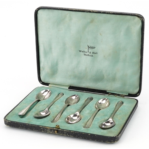 438 - Walker & Hall, boxed set of six silver teaspoons, Sheffield 1931