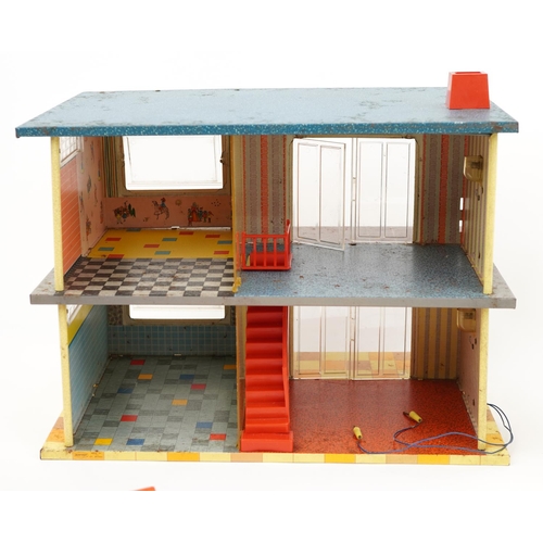 1708 - Child's 1950s tinplate house with plastic furniture, 23cm H x 34cm W x 23cm D