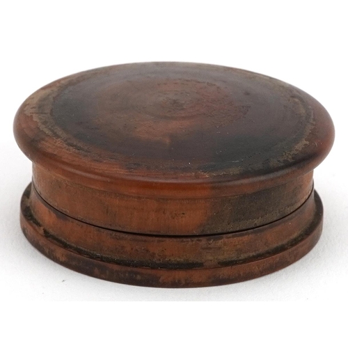 1525 - 19th century treen patch box and cover, 5.5cm in diameter