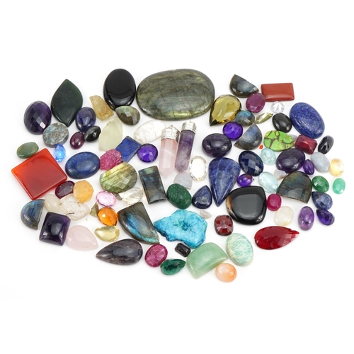 2556 - Collection of semi precious stones including rose quartz, lapis lazuli, amethyst, opal and citrine