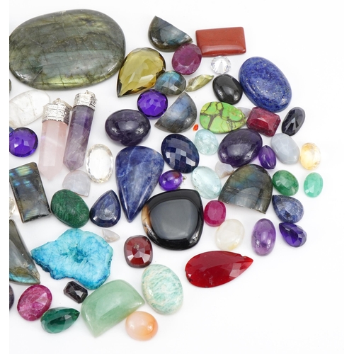 2556 - Collection of semi precious stones including rose quartz, lapis lazuli, amethyst, opal and citrine