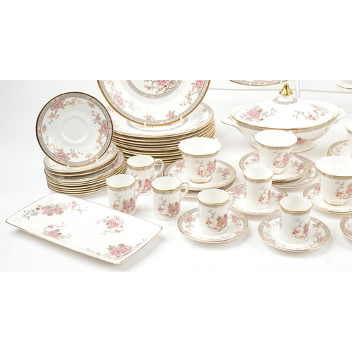 1309 - Royal Doulton Canton dinner and teaware including coffee cans with saucers, teapot, lidded tureen an... 