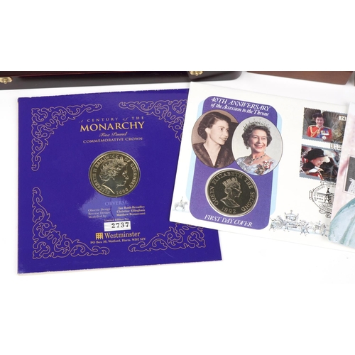 825 - Proof and other British commemorative coinage including Diamond Jubilee photographic four coin set, ... 