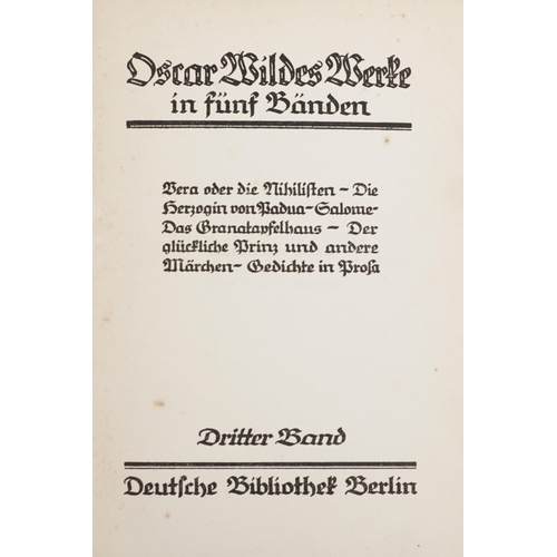 905 - Five Oscar Wilde German hardback books, each published Deutsche Bibliothek Berlin